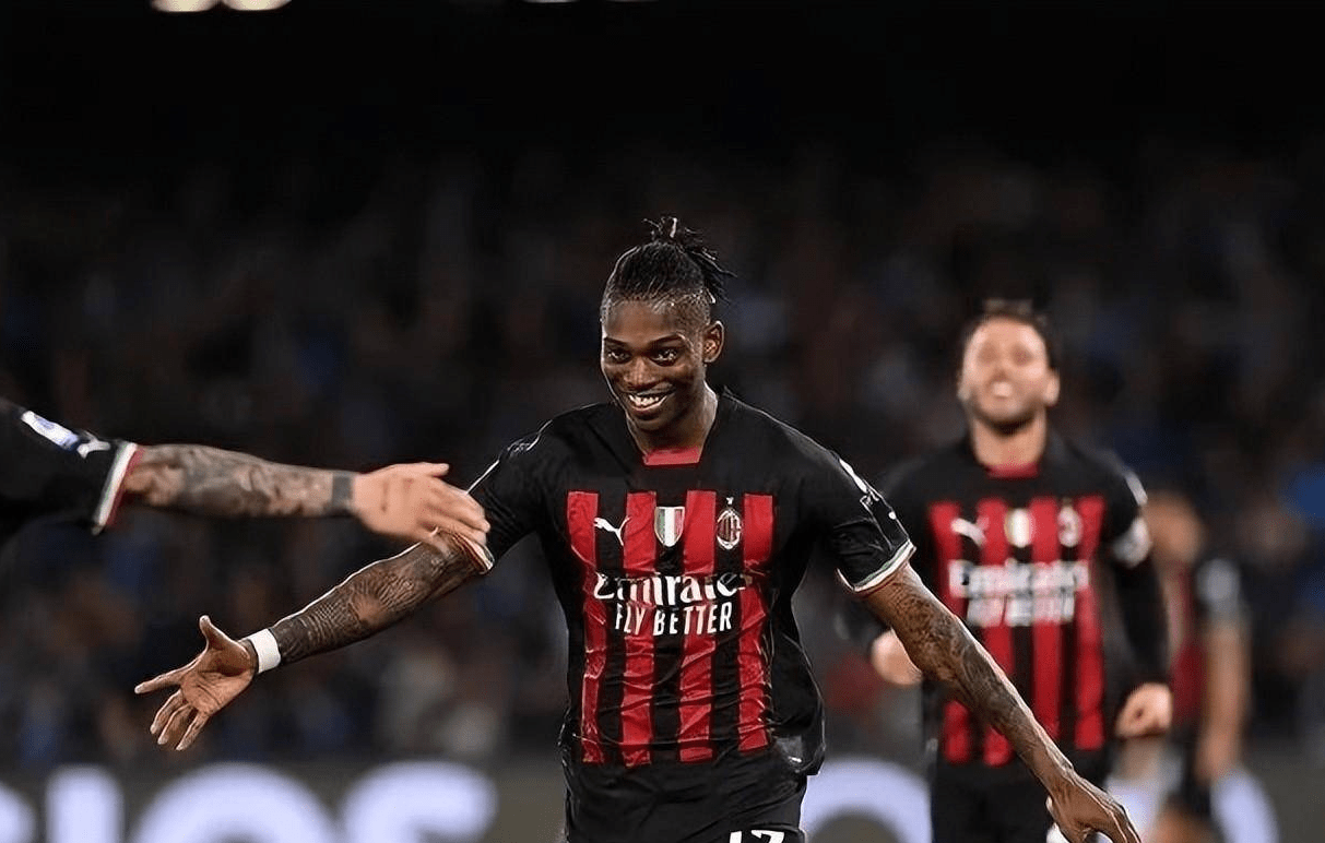 九游娱乐纽约尼克斯训练开放日；国际比赛日远射贴柱引欢呼；意甲在即；心理建设被强调的简单介绍