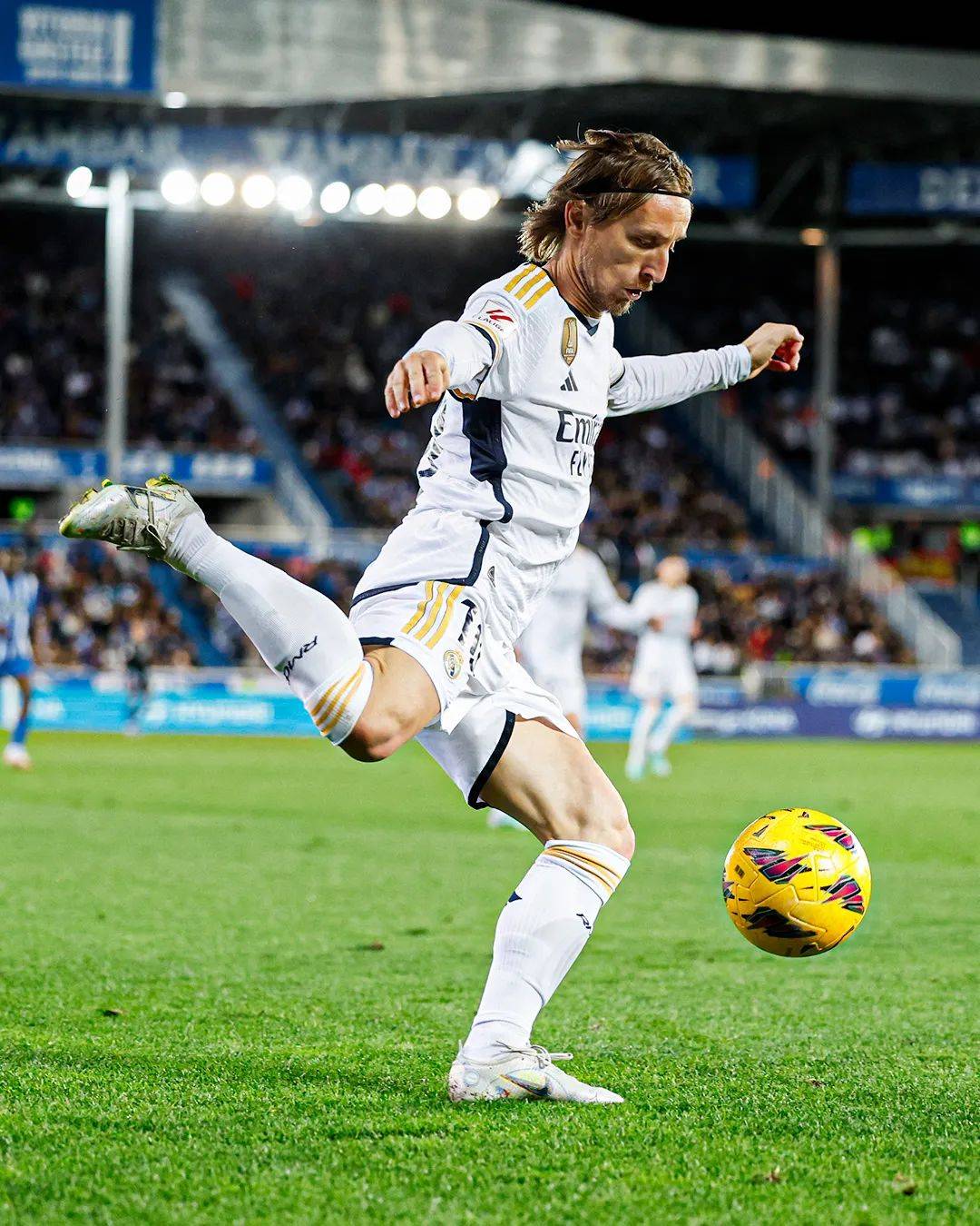 九游体育平台西甲今晨再迎强敌，山东男篮队长鼓劲，主帅态度——气氛紧张，细节决定成败的简单介绍