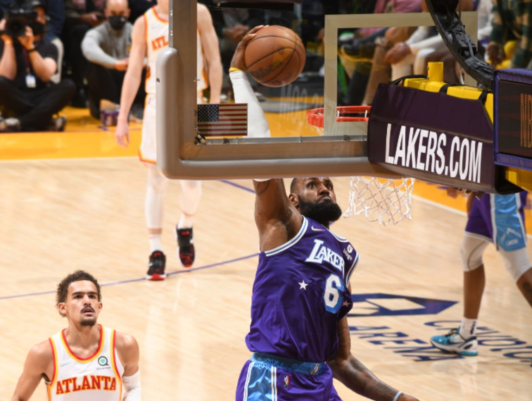 九游体育直播欧联赛程吃紧，那不勒斯关键时刻豪取连胜，质疑声仍在，医务组通报恢复的简单介绍